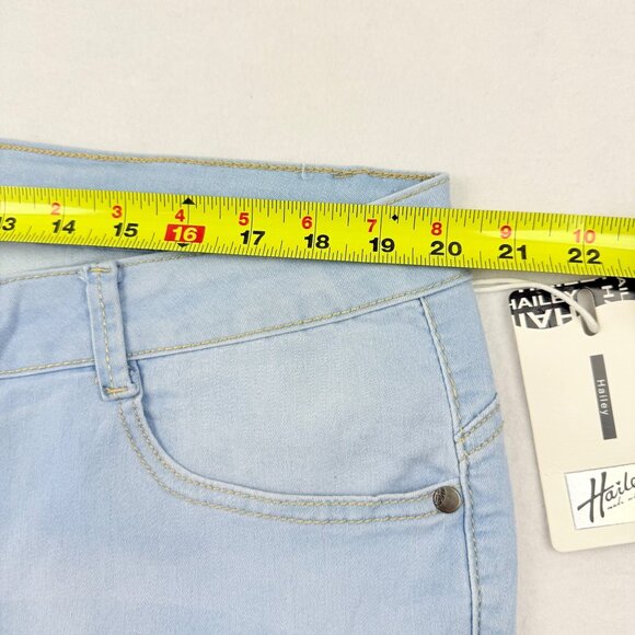 Hailey Womens CoolTech Thin Fabric Light Blue Stretch Denim Jeans Plus Sz 22 NWT - Picture 9 of 12